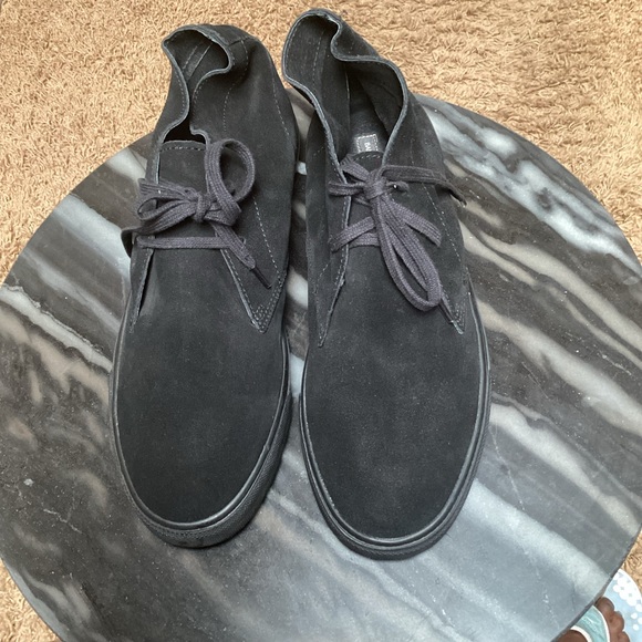 Banana Republic Other - Mens Banana Republic black vegan suede Chukka boots